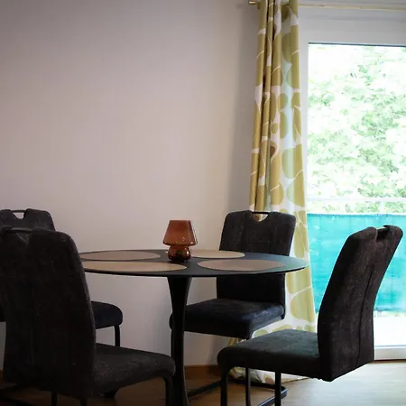 Retro-style In Der Bregenzer Fussgaengerzone * 브레겐츠